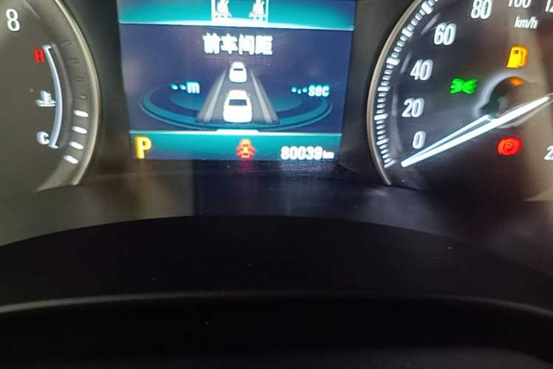 Used Buick GL6 2019 18T 6-Seater Connected Luxury Version China VI Standard Odometer Close Up