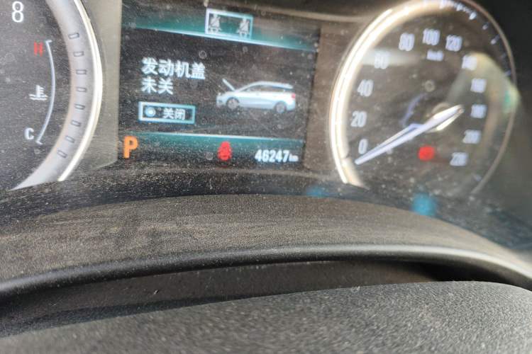 Used Buick GL6 2019 18T 6-Seater Connected Luxury Version China VI Standard Odometer Close Up