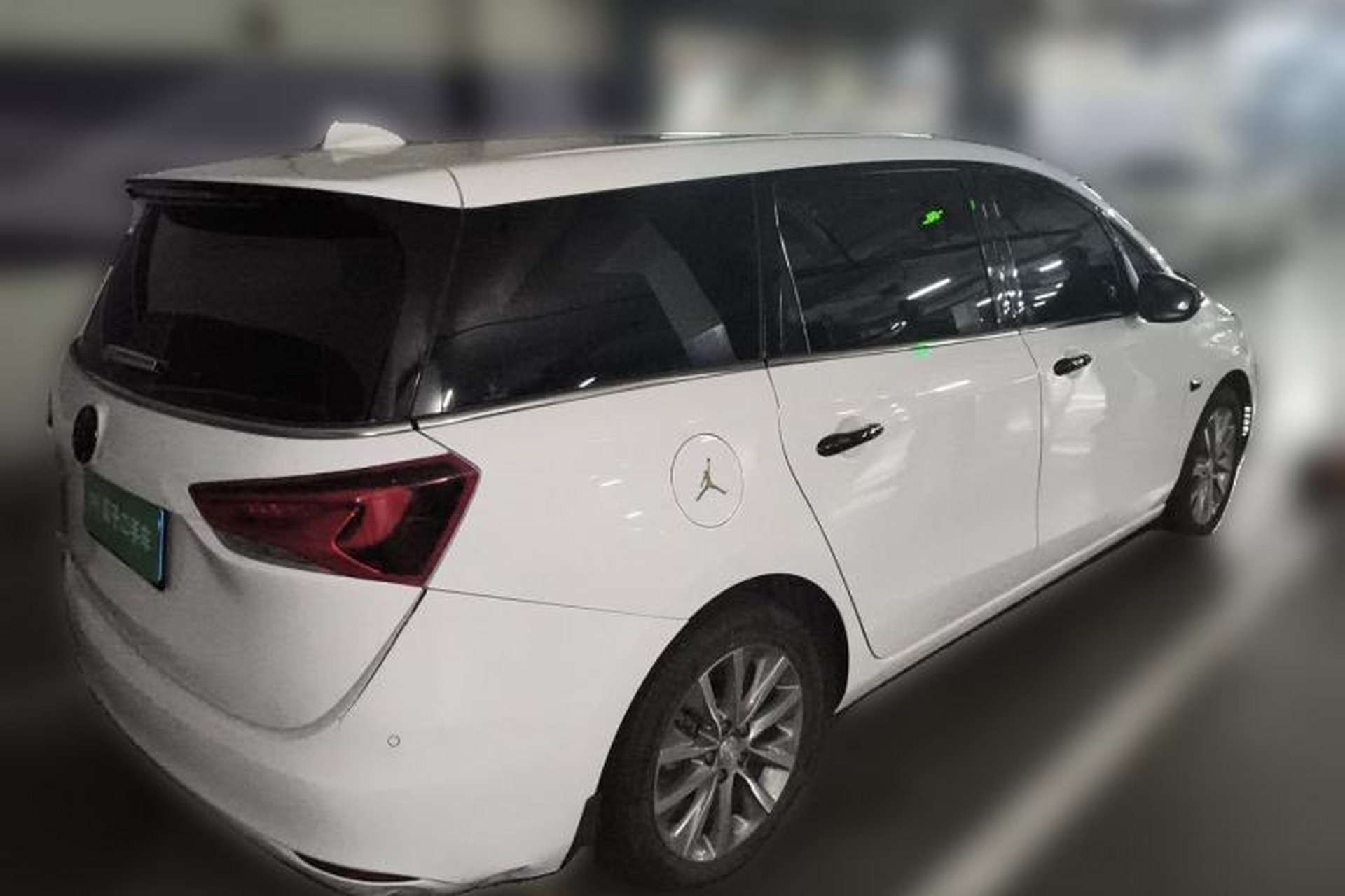 Used Buick GL6 2019 18T 6-Seater Connected Luxury Version China VI Standard Rear Right 45 Deg