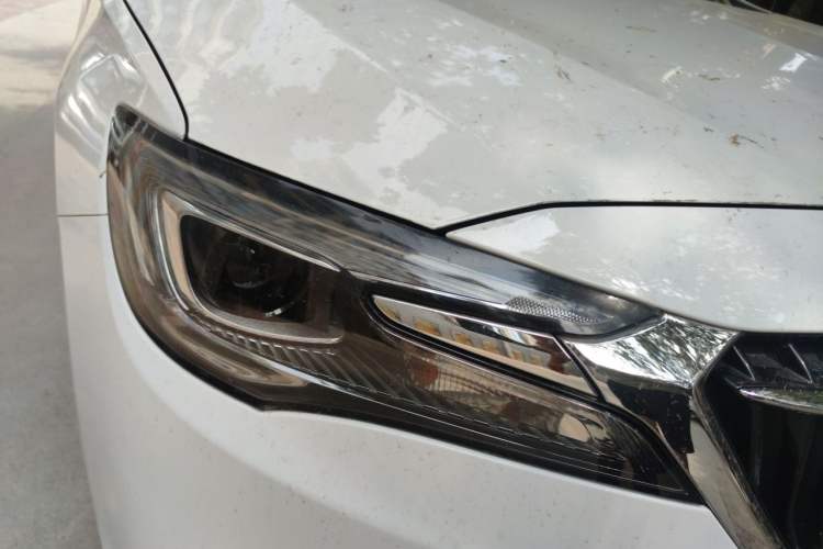 Used Buick GL6 2019 18T 6-Seater Connected Luxury Version China V Standard Right Front Headlight