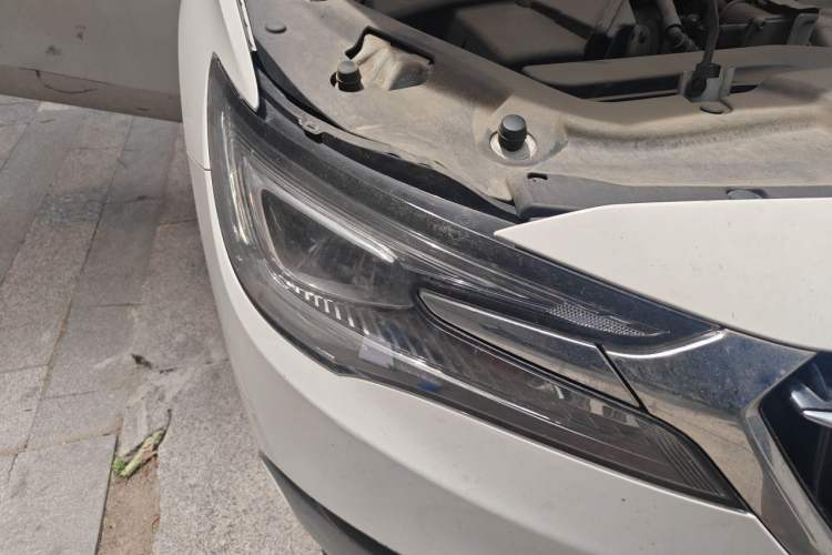 Used Buick GL6 2019 18T 6-Seater Connected Luxury Version China V Standard Right Front Headlight
