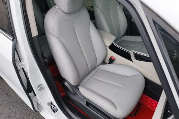 Used Buick GL6 2019 18T 6-Seater Elite Version China V Standard Right Front Seat