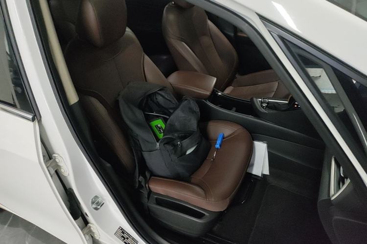 Used Buick GL6 2019 18T 6-Seater Connected Luxury Version China V Standard Right Front Seat
