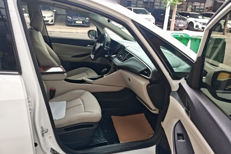 Used Buick GL6 2019 18T 6-Seater Elite Version China VI Standard Right Front Seat