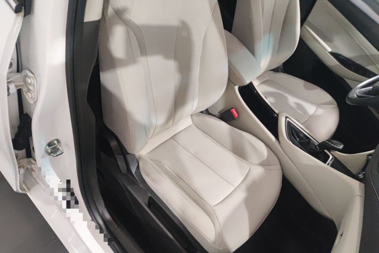 Used Buick GL6 2019 18T 5-Seater Elite Version China V Standard Right Front Seat