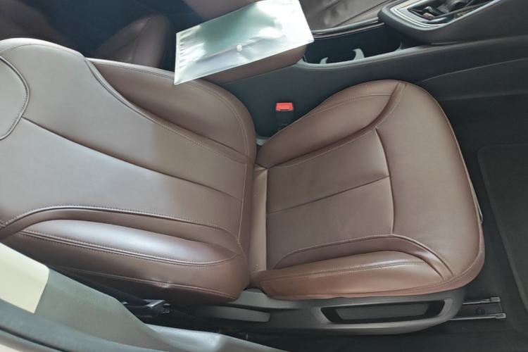 Used Buick GL6 2019 18T 6-Seater Connected Luxury Version China VI Standard Right Front Seat
