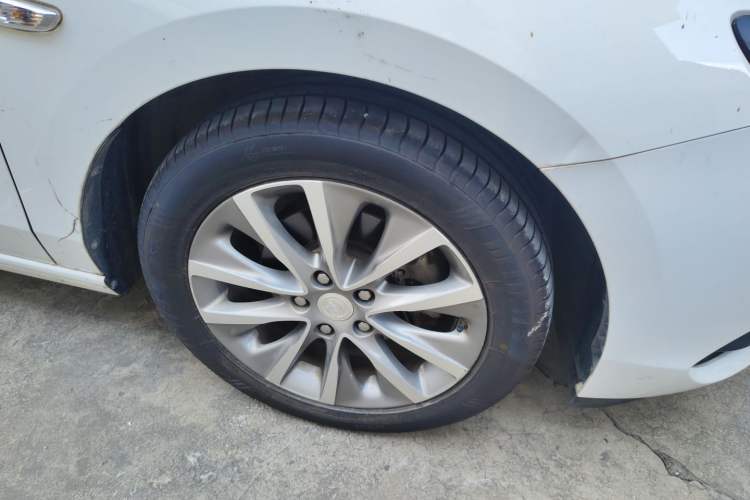 Used Buick GL6 2019 18T 6-Seater Connected Luxury Version China V Standard Right Front Wheel Hub