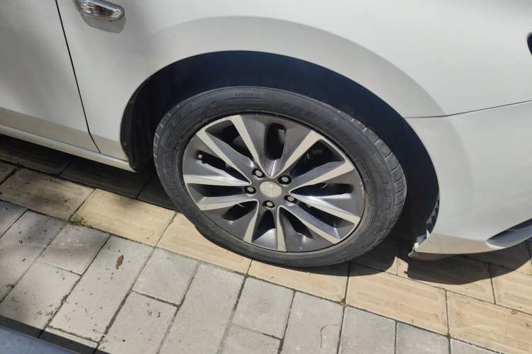 Used Buick GL6 2019 18T 6-Seater Connected Luxury Version China V Standard Right Front Wheel Hub