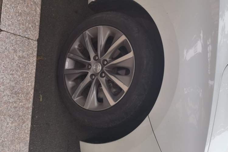 Used Buick GL6 2019 18T 6-Seater Connected Luxury Version China VI Standard Right Front Wheel Hub