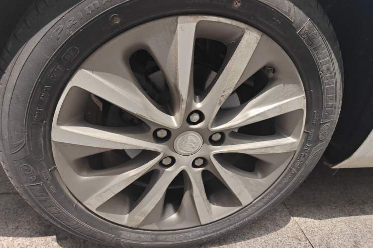 Used Buick GL6 2019 18T 6-Seater Connected Luxury Version China V Standard Right Front Wheel Hub