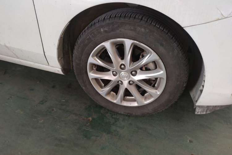 Used Buick GL6 2019 18T 6-Seater Elite Version China V Standard Right Front Wheel Hub