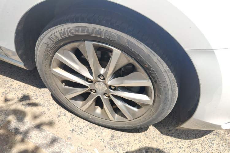 Used Buick GL6 2019 18T 6-Seater Connected Luxury Version China VI Standard Right Front Wheel Hub