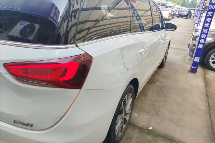 Used Buick GL6 2019 18T 6-Seater Connected Luxury Version China VI Standard Right Rear Taillight