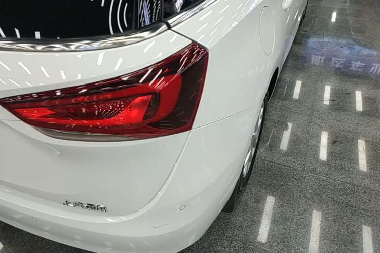 Used Buick GL6 2019 18T 6-Seater Elite Version China VI Standard Right Rear Taillight