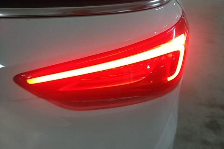 Used Buick GL6 2019 18T 5-Seater Connected Luxury Version China V Standard Right Rear Taillight