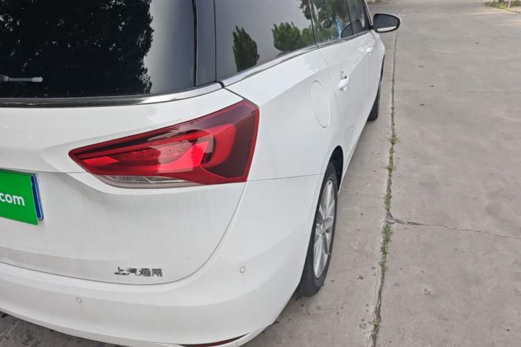 Used Buick GL6 2019 18T 6-Seater Connected Luxury Version China VI Standard Right Rear Taillight