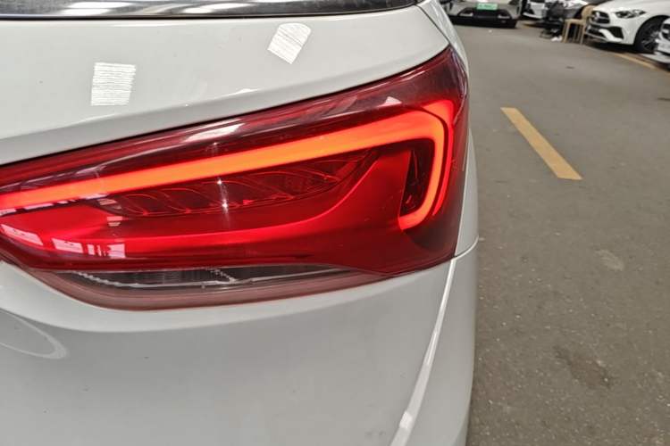 Used Buick GL6 2019 18T 6-Seater Connected Luxury Version China V Standard Right Rear Taillight