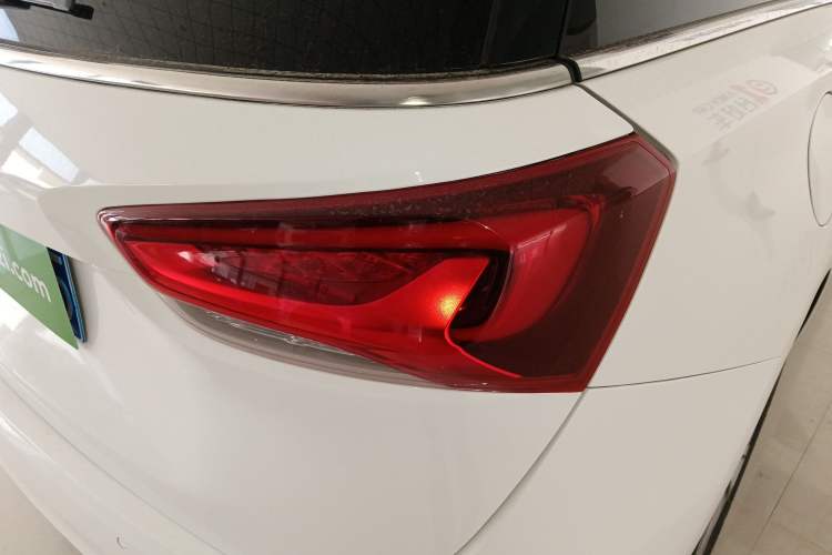Used Buick GL6 2019 18T 6-Seater Connected Luxury Version China VI Standard Right Rear Taillight