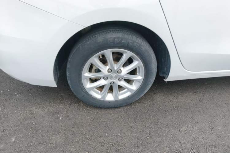 Used Buick GL6 2019 18T 6-Seater Elite Version China V Standard Right Rear Wheel Hub