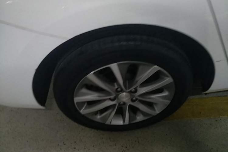 Used Buick GL6 2019 18T 5-Seater Connected Luxury Version China V Standard Right Rear Wheel Hub