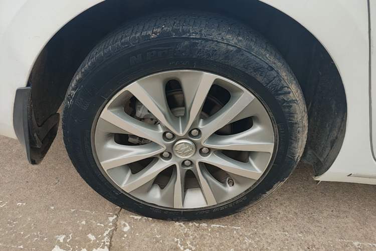 Used Buick GL6 2019 18T 6-Seater Connected Luxury Version China VI Standard Right Rear Wheel Hub