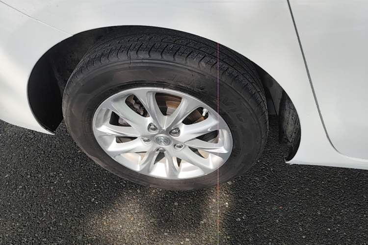 Used Buick GL6 2019 18T 6-Seater Elite Version China V Standard Right Rear Wheel Hub