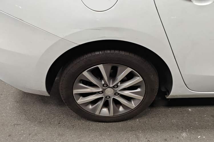 Used Buick GL6 2019 18T 6-Seater Connected Luxury Version China V Standard Right Rear Wheel Hub