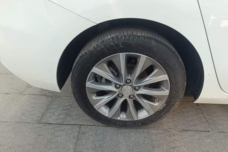 Used Buick GL6 2019 18T 6-Seater Connected Luxury Version China VI Standard Right Rear Wheel Hub