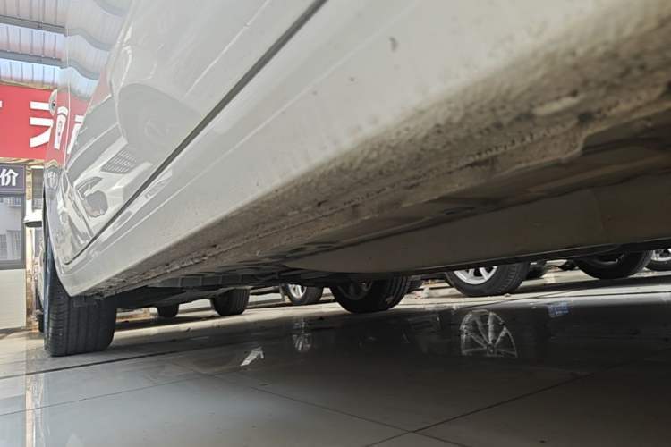 Used Buick GL6 2019 18T 6-Seater Connected Luxury Version China V Standard Right Side Sill
