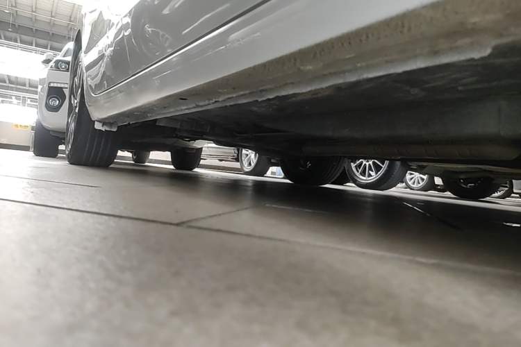 Used Buick GL6 2019 18T 5-Seater Connected Luxury Version China V Standard Right Side Sill