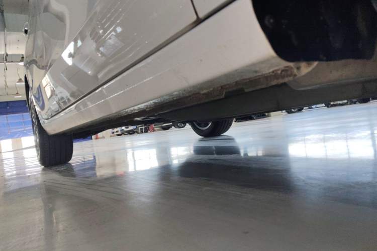 Used Buick GL6 2019 18T 6-Seater Connected Luxury Version China VI Standard Right Side Sill