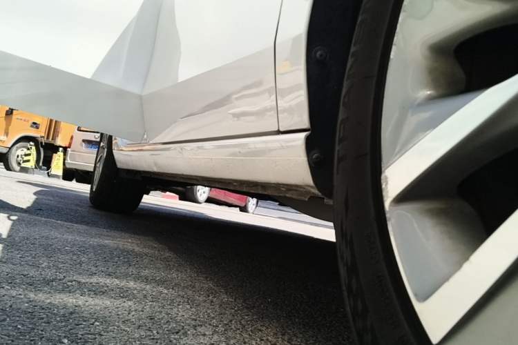 Used Buick GL6 2019 18T 6-Seater Connected Luxury Version China VI Standard Right Side Sill