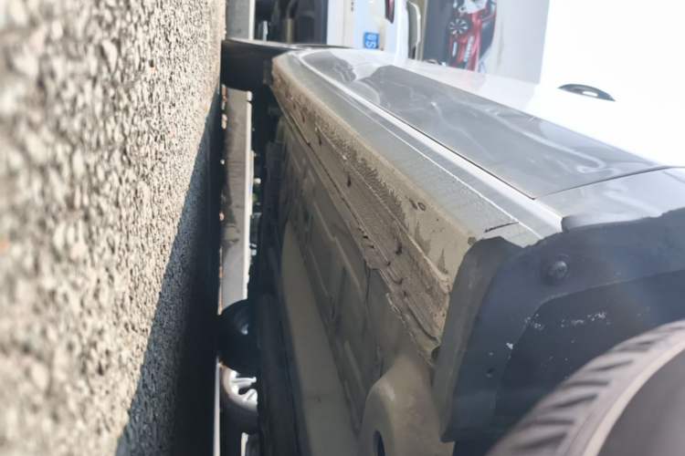 Used Buick GL6 2019 18T 6-Seater Elite Version China VI Standard Right Side Sill