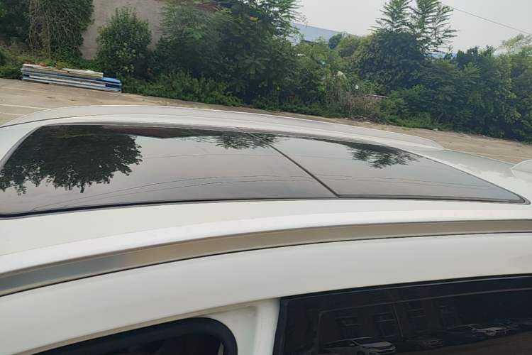 Used Buick GL6 2019 18T 6-Seater Connected Luxury Version China VI Standard Roof