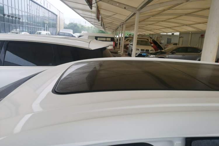 Used Buick GL6 2019 18T 6-Seater Connected Luxury Version China VI Standard Roof
