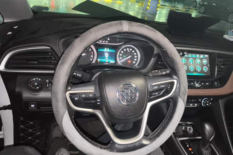 Used Buick GL6 2019 18T 6-Seater Connected Luxury Version China VI Standard Steering Wheel