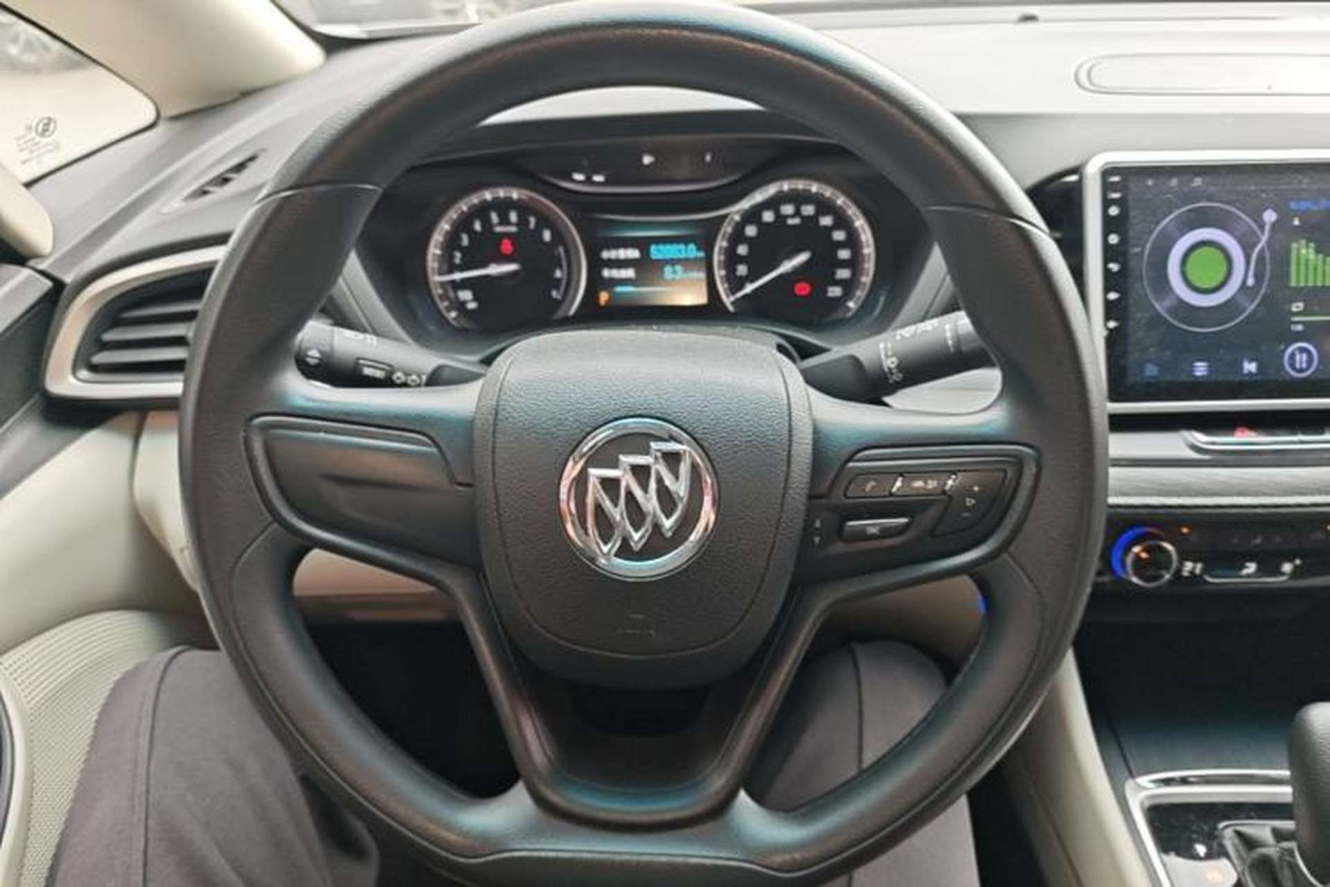 Used Buick GL6 2019 18T 5-Seater Elite Version China V Standard Steering Wheel