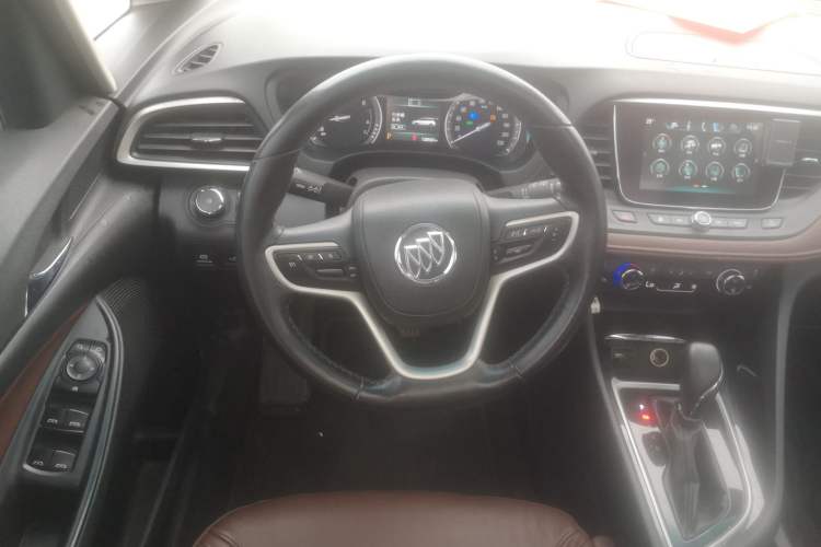 Used Buick GL6 2019 18T 6-Seater Connected Luxury Version China VI Standard Steering Wheel