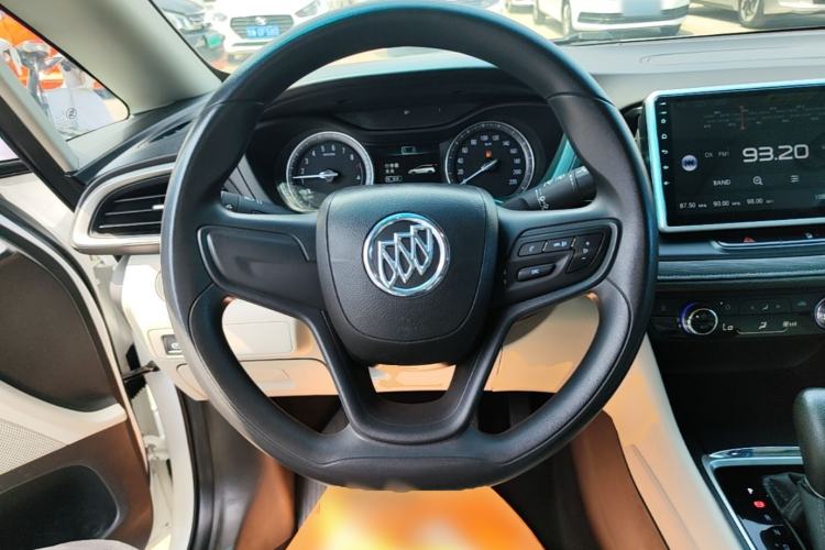 Used Buick GL6 2019 18T 6-Seater Elite Version China VI Standard Steering Wheel