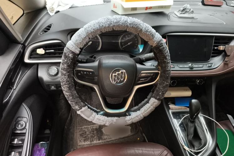 Used Buick GL6 2019 18T 6-Seater Connected Luxury Version China V Standard Steering Wheel