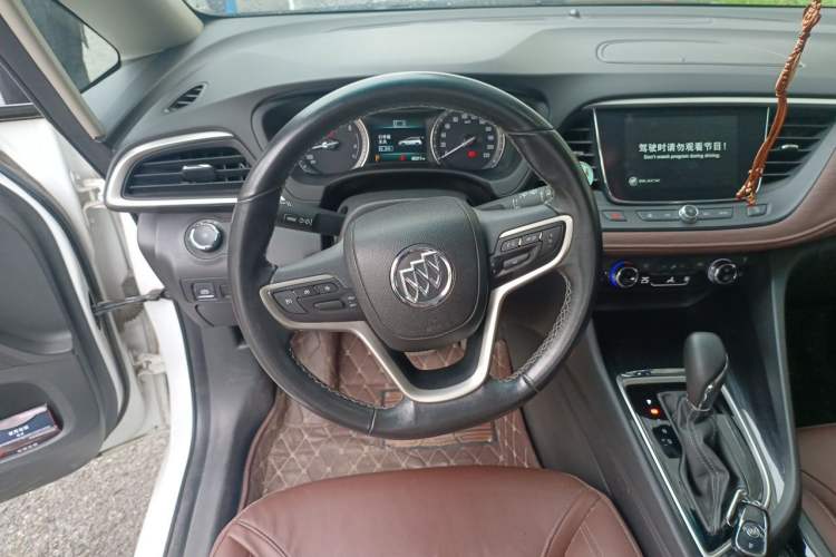 Used Buick GL6 2019 18T 6-Seater Connected Luxury Version China V Standard Steering Wheel