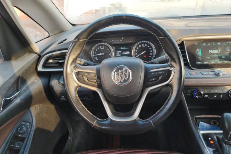 Used Buick GL6 2019 18T 6-Seater Connected Luxury Version China VI Standard Steering Wheel