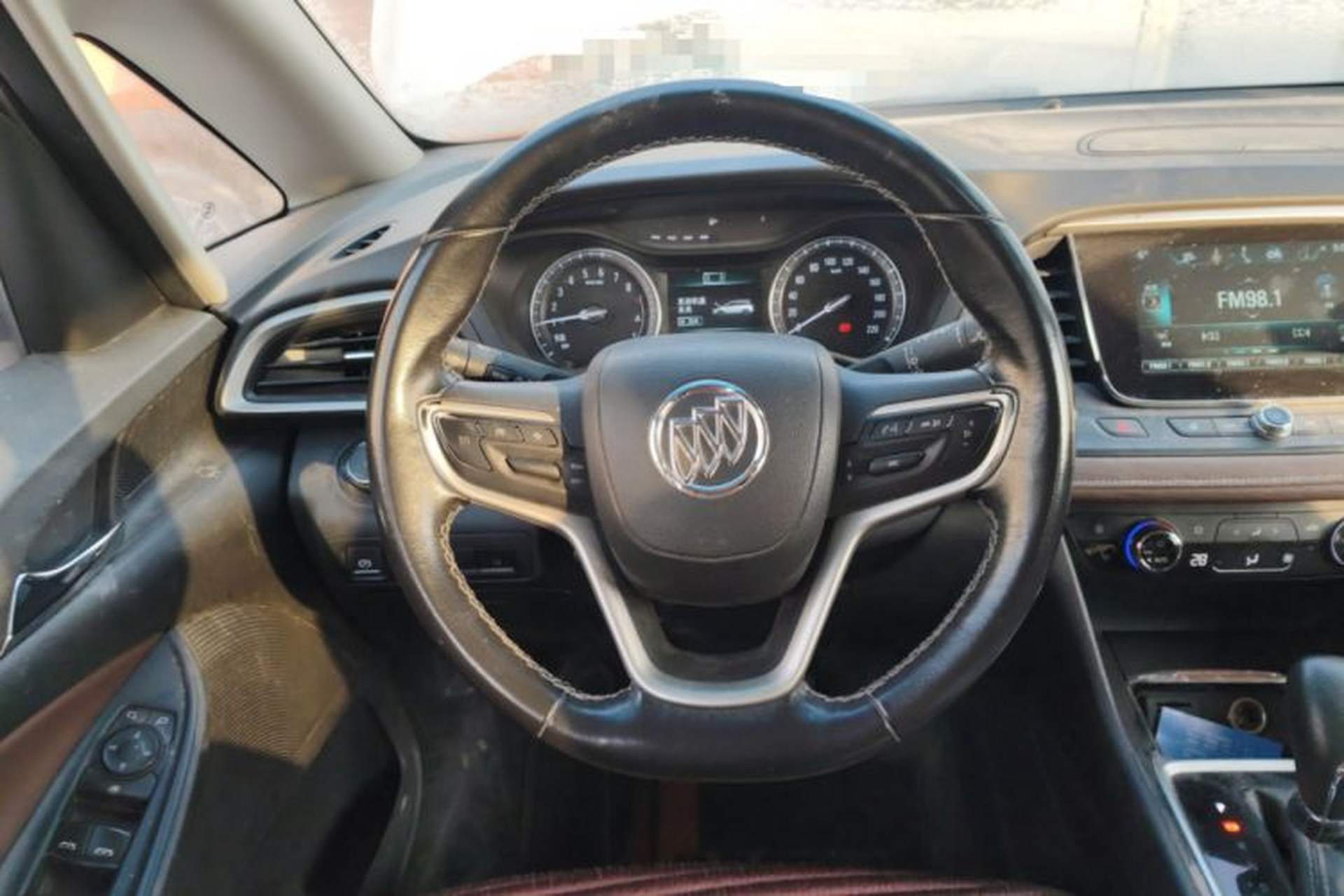 Used Buick GL6 2019 18T 6-Seater Connected Luxury Version China VI Standard Steering Wheel