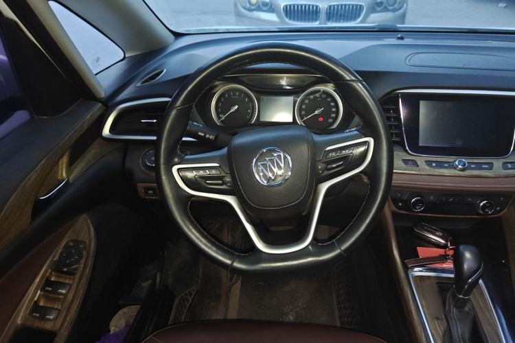 Used Buick GL6 2019 18T 5-Seater Connected Luxury Version China V Standard Steering Wheel