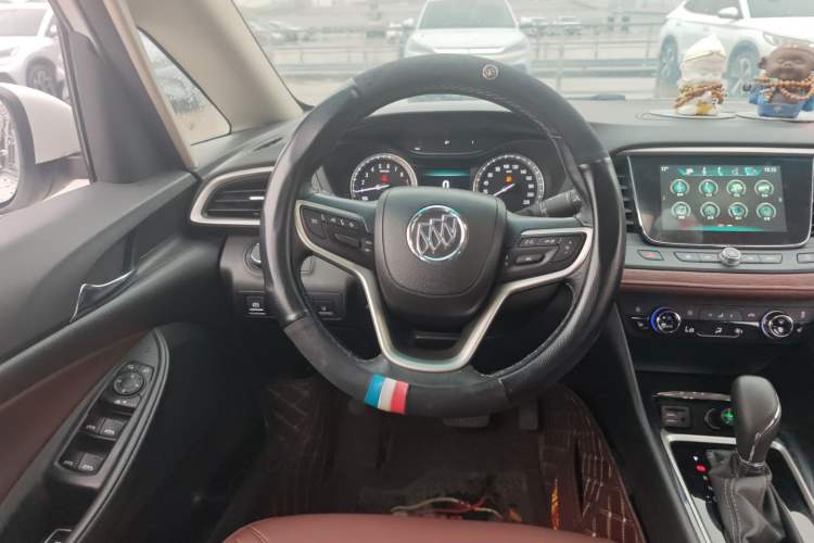 Used Buick GL6 2019 18T 6-Seater Connected Luxury Version China VI Standard Steering Wheel