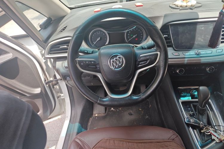 Used Buick GL6 2019 18T 6-Seater Connected Luxury Version China V Standard Steering Wheel