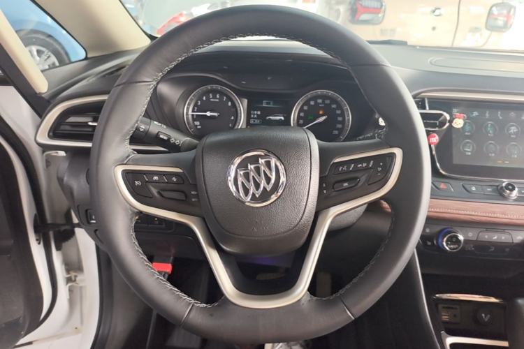 Used Buick GL6 2019 18T 6-Seater Connected Luxury Version China VI Standard Steering Wheel