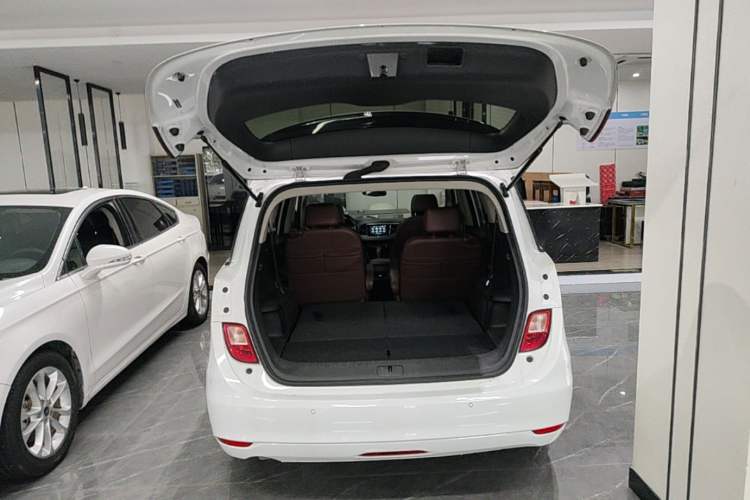 Used Buick GL6 2019 18T 6-Seater Connected Luxury Version China V Standard Trunk