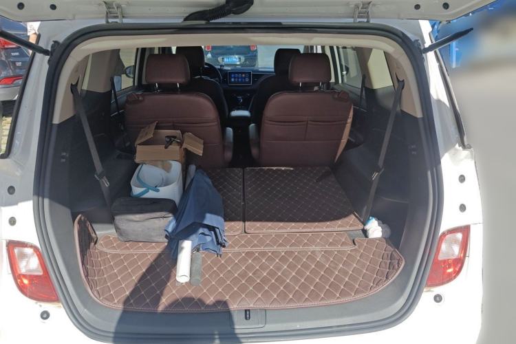 Used Buick GL6 2019 18T 6-Seater Connected Luxury Version China VI Standard Trunk