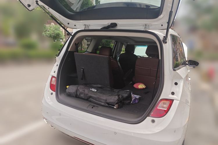 Used Buick GL6 2019 18T 6-Seater Connected Luxury Version China VI Standard Trunk